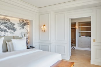 Suite (Prestige)