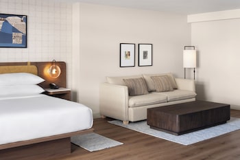 Junior Suite, 1 King, Sofa bed