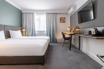 Standard Room, 1 King Bed (Super King, zip n link)
