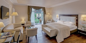 Junior Suite, 1 Queen Bed