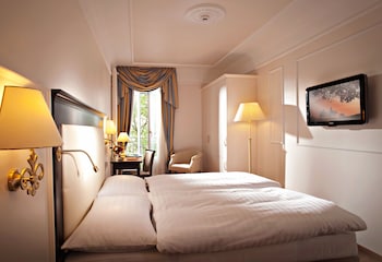 Classic Room, 1 Twin Bed, City View