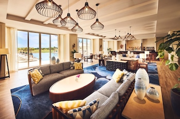 Club Room, 2 Twin Beds, Ocean View (Club Wing, Club Benefits)