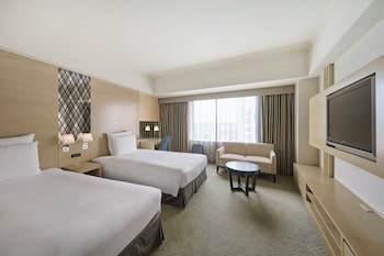 Premium Room, 2 Twin Beds (Minifridge, High Floor)