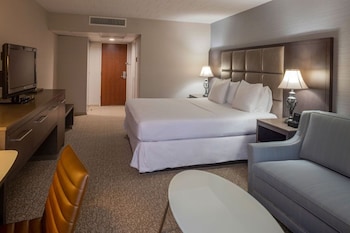 Suite, 1 King Bed, Non Smoking