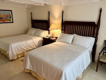 Standard Room, 2 Double Beds