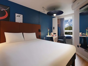 Standard Room, 1 Double Bed