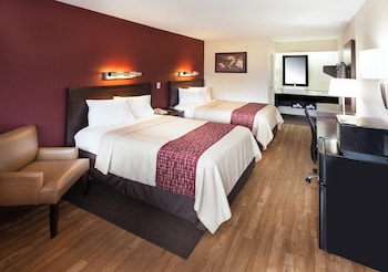 Deluxe Room, 2 Double Beds (Smoke Free)