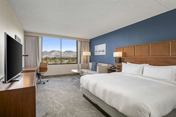 Suite, 2 Bedrooms, Non Smoking (1 King Bed)