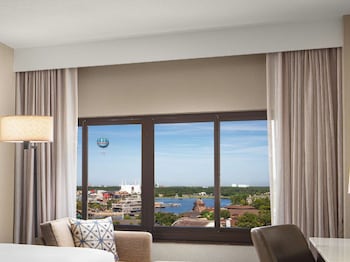 Room, 2 Queen Beds, Hearing Accessible (Hearing)