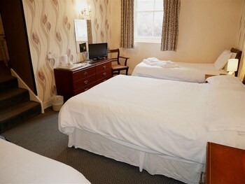 Suite, Ensuite (2 Adults and 1 child )