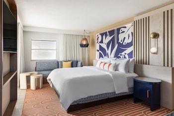 Room, 1 King Bed, View - Adults Only at The Cove  (21 Plus)