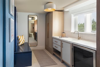 Junior Suite, 1 King Bed, Ocean View Adults Only at The Cove (21 Plus)