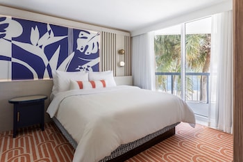 Suite, 1 Bedroom - Adults Only at The Cove (21 Plus)