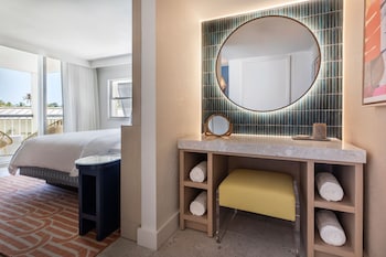 Junior Suite, 1 King Bed, Ocean View Adults Only at The Cove (21 Plus)