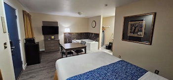 Studio Suite, 1 Queen Bed, Non Smoking