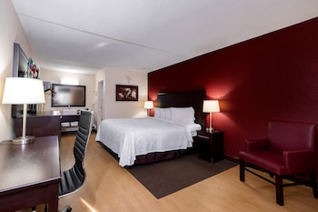 Deluxe Room, 1 King Bed (Smoke Free)