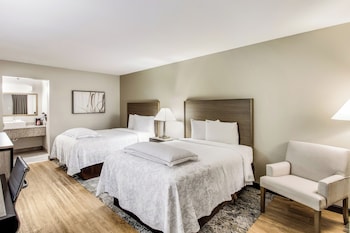 Premium Room, 2 Double Beds (Upgraded Bedding & Snack, Smoke Free)