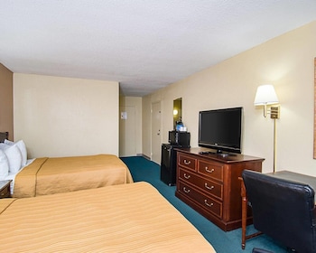 Standard Double Room, 2 Double Beds, Smoking