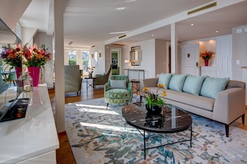 Penthouse Suite, 1 King Bed, Private Rooftop Terrace, Lake View