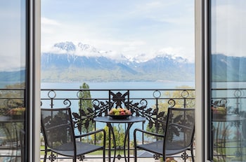 Deluxe Twin Room, 2 Twin Beds, Lake View