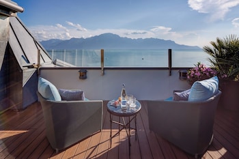 Penthouse Suite, 1 King Bed, Private Rooftop Terrace, Lake View
