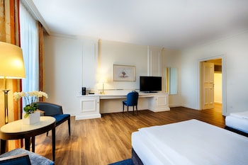 Premium Twin Room