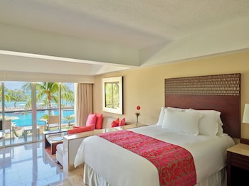 Ocean View Suite Double (2 Queen)