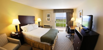 Standard Room, 1 Queen Bed, Accessible (Roll-In Shower)