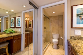 Studio, 1 King Bed, Kitchen, Balcony, Oceanfront