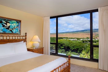 2-Bedroom Suite, 1 King Bed, 1 Queen Bed, 1 Sofa Bed, Kitchen, Balcony, Oceanfront (2 Bath)