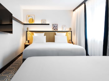 Classic Quadruple Room, 1 Double Bed with Sofa bed