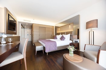 Deluxe Room, Garden View