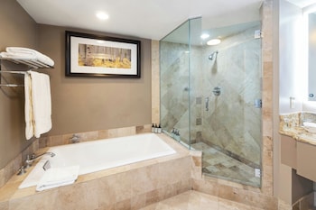 Luxury Room, 1 King Bed