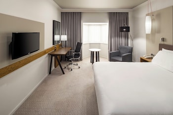 Standard Room, 1 Queen Bed