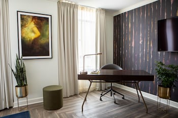 Room, 2 Queen Beds (Oversized)