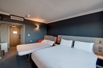 Standard Room, 1 Double Bed with Sofa bed (with Free Hot Breakfast)