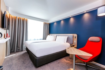 Standard Room, 2 Twin Beds (with Free Hot Breakfast)