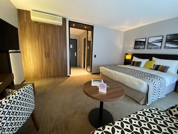 Studio Large Double Room with Kitchen