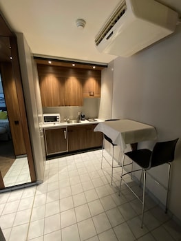 Studio Large Double Room with Kitchen