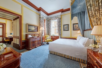 Premier Room