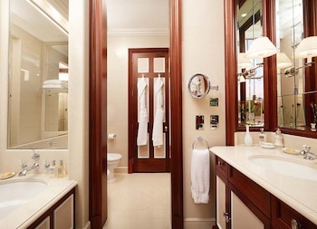 Premier Room, Park View