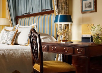 Premier Room