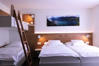 Superior Quadruple Room, Mountain View, Mountainside