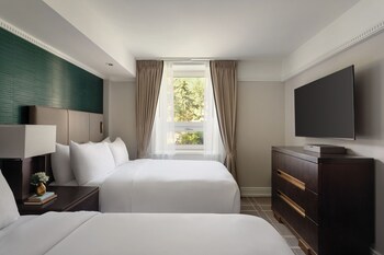 Suite, Multiple Beds (Gatehouse)