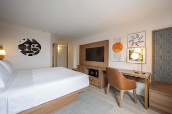 Standard Room, 1 King Bed