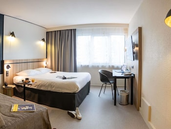 Standard Triple Room, 2 Double Beds
