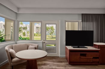 Ocean View Room, 2 Double Beds with Sit-out