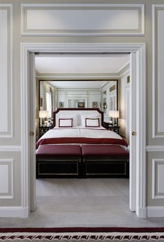 Signature Suite View