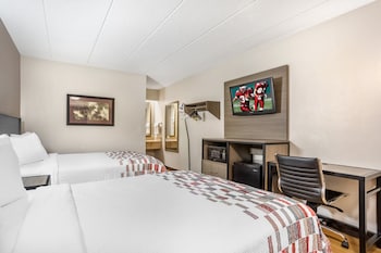 Deluxe Room, 2 Double Beds (Smoke Free)