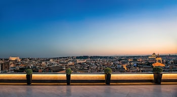 Penthouse (Villa Medici Suite)